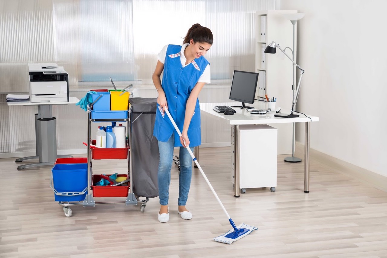 Vệ sinh nhà phố trọn gói
